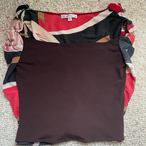 ➰Abstract Festive Top➰ - Picture 5 of 6